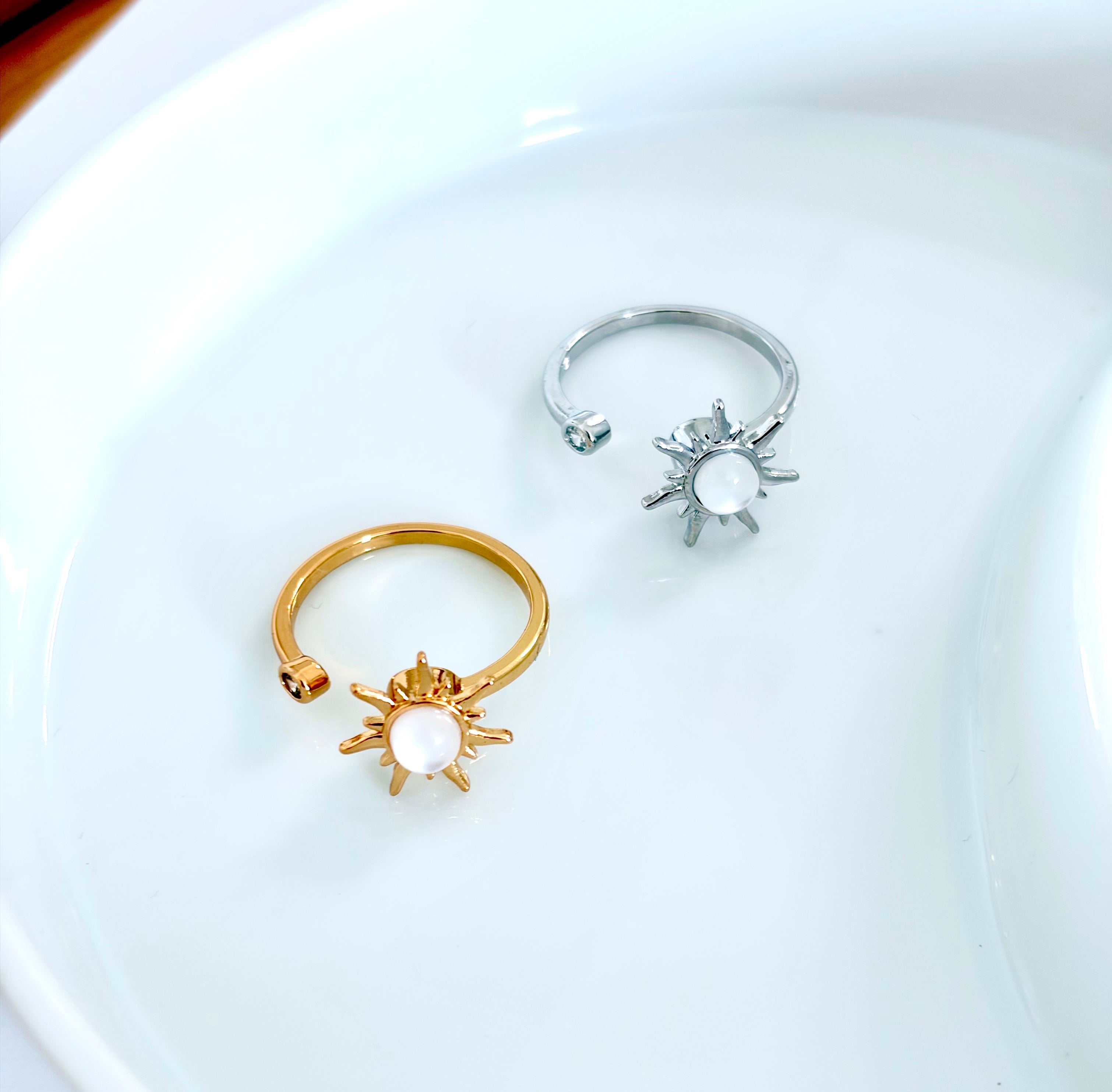 Sol Spinner Ring